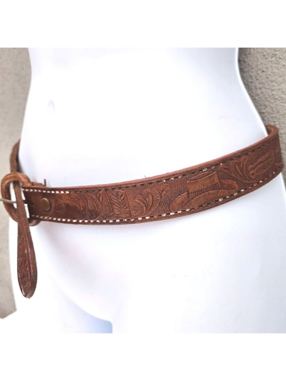 Vintage Mexican Hand Tooled Leather Belt JUAN Hecho en Mexico Western S/30 - Picture 5 of 16
